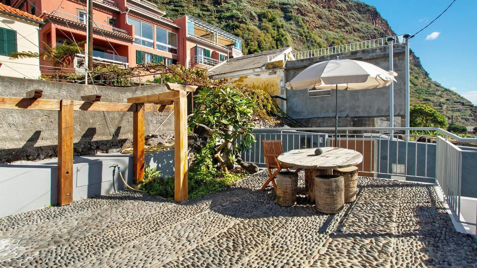 The Wave House - Two Bedroom Flat Jardim do Mar 0*,  Portugália